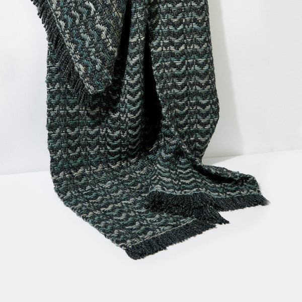 Lucilla Throw Black Grey